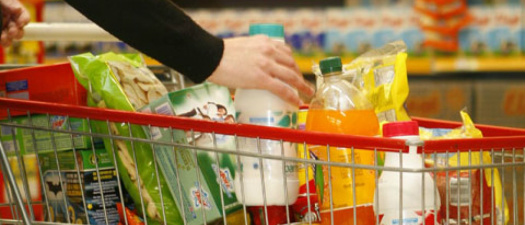 Cesta básica fica mais barata em 14 capitais brasileiras Cesta básica fica mais barata em 14 capitais brasileiras