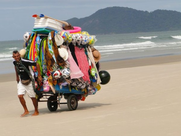 Emprego informal recorde derruba produtividade da economia brasileira