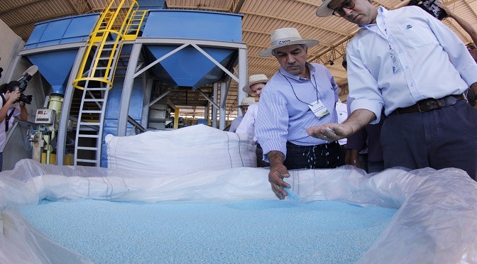 Rio Brilhante recebe fábrica de fertilizantes de R$ 25 milhões Rio Brilhante recebe fábrica de fertilizantes de R$ 25 milhões