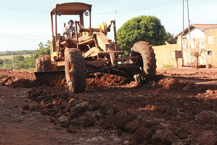 Previsão é que 12 ruas sejam cascalhadas - Foto: Divulgação/PMCG