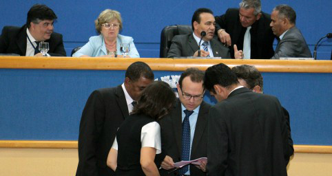 Vereadores aprovam dois Projetos na sessão dessa terça-feira