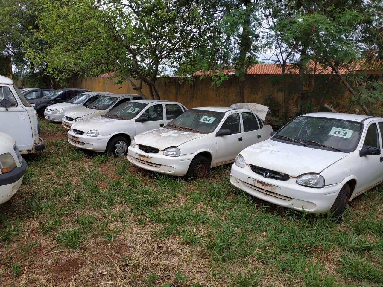 Com lances a partir de R$ 500, leilão de veículos e sucatas é anunciado pela SAD Com lances a partir de R$ 500, leilão de veículos e sucatas é anunciado pela SAD