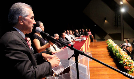 Turine assume a reitoria da UFMS e cita o Governo do Estado como exemplo de transparência Turine assume a reitoria da UFMS e cita o Governo do Estado como exemplo de transparência