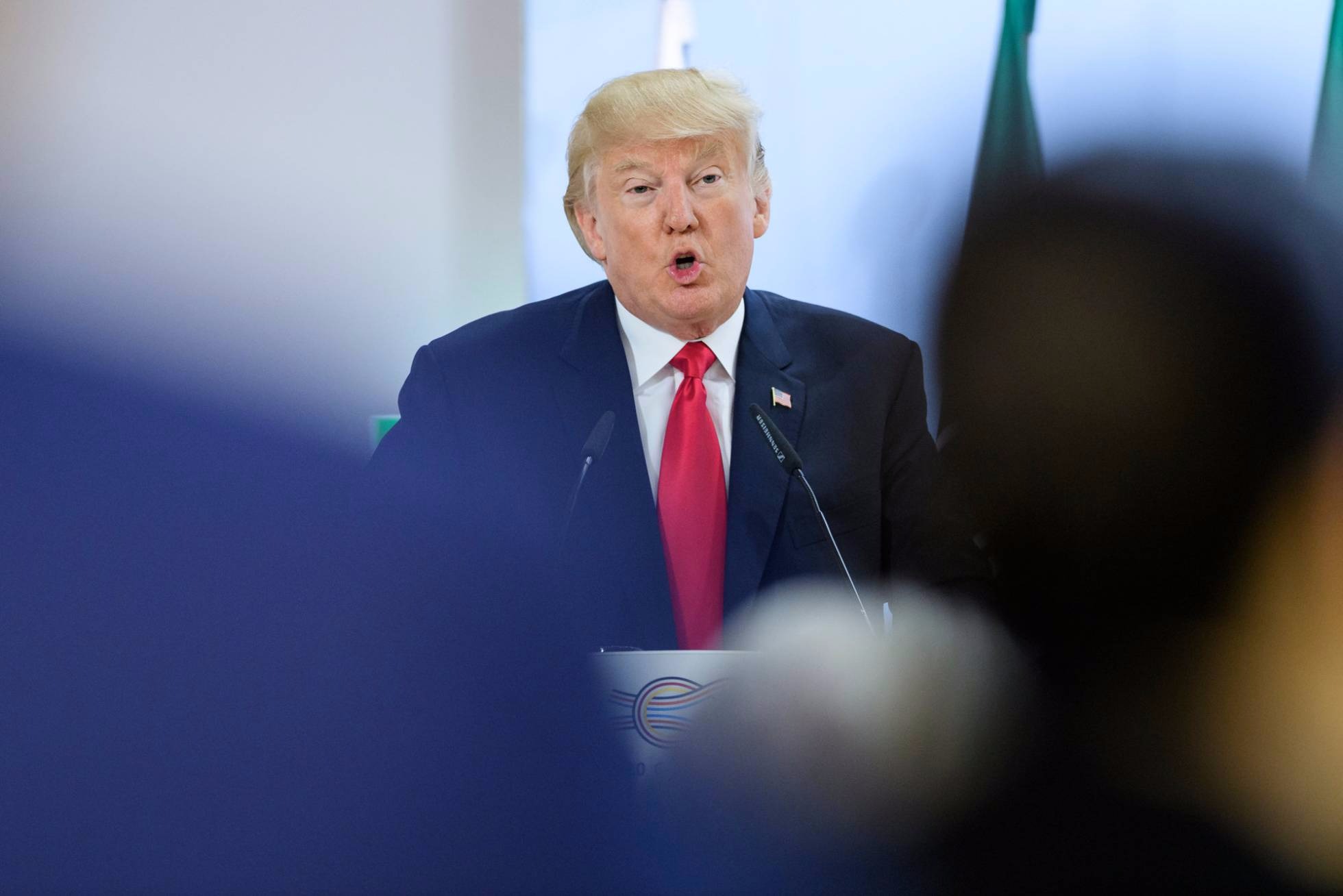 G20 reflete isolamento de Trump após rejeição do Acordo de Paris O presidente dos EUA, Donald Trump, na cúpula do G20 em Hamburgo (Alemanha). POOL GETTY IMAGES