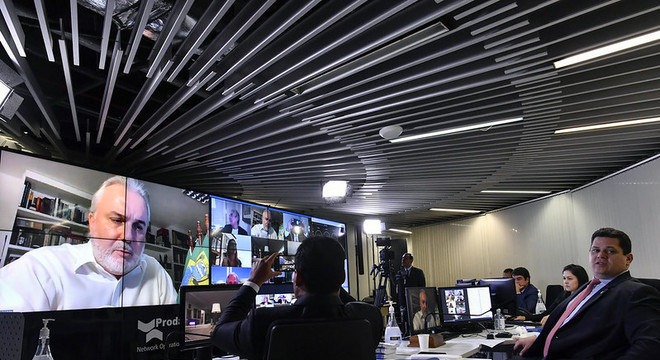 Presidente do Senado, Davi Alcolumbre, em votação remota
Waldemir Barreto/Agência Senado