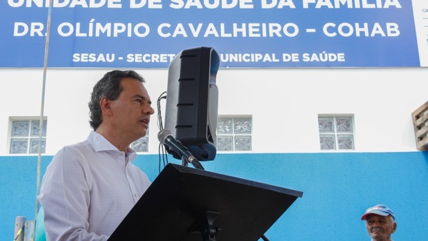 Após 6 meses de obras, reforma da UBSF Cohab é entregue à população Após 6 meses de obras, reforma da UBSF Cohab é entregue à população