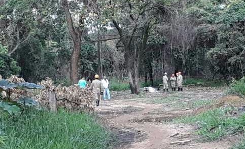 Corpo de homem é localizado em terreno no bairro Novo Século