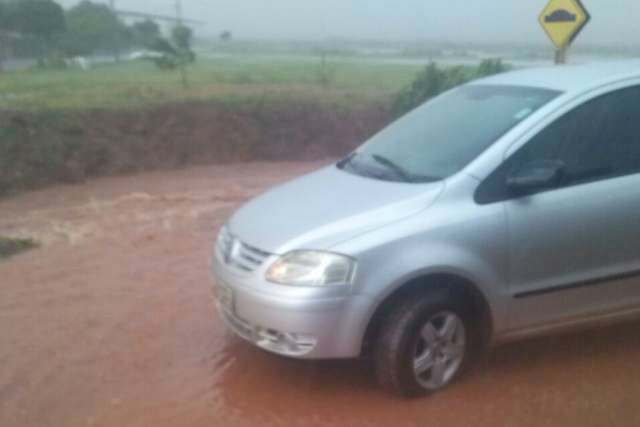 Chuva causa estragos em Chapadão do Sul (divulgação)