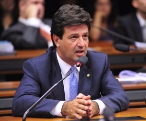 Mandetta preferiu não manifestar voto a pedido do DEM, que tem Maia na linha sucessória - Câmara/arquivo