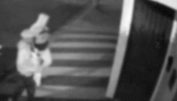 Mãe e filha são mantidas reféns durante assalto na Vila Planalto Mãe e filha são mantidas reféns durante assalto na Vila Planalto