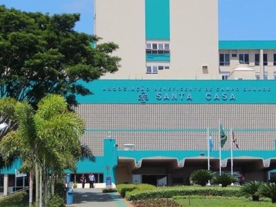 Para evitar greve, Santa Casa assina aditivo e espera contrato com prefeitura Santa Casa de Campo Grande. (Foto: Marcos Ermínio)