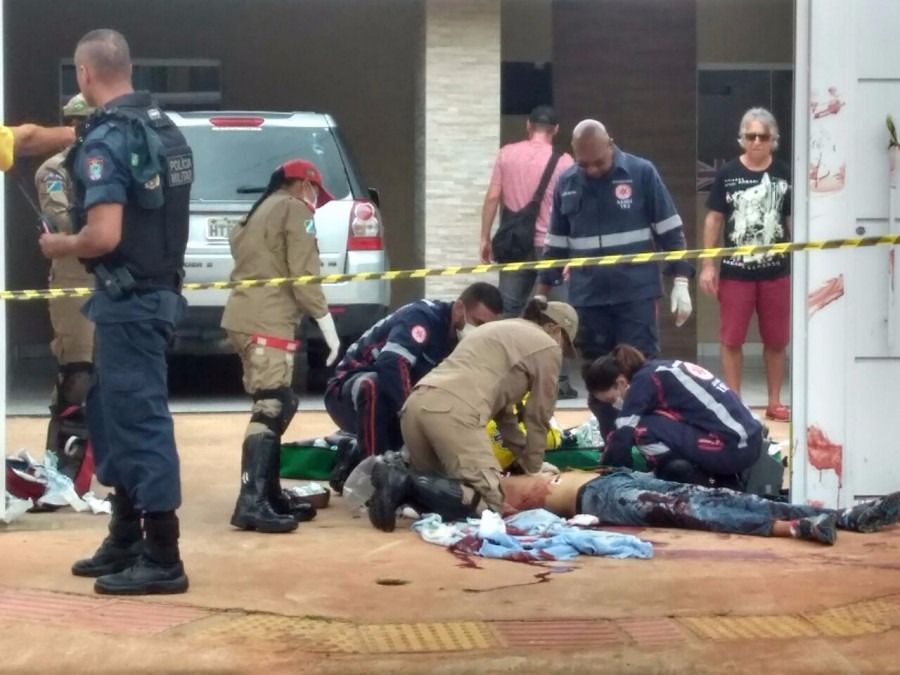 O suspeito chegou a ser reanimado, mas não resistiu - Foto: Valdenir Rezende