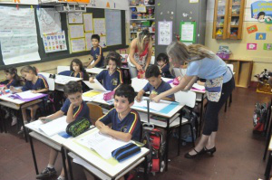 Greve dos professores da Reme atinge menos de 50% das escolas Na Escola Municipal Geraldo Castelo, os 545 alunos estão com aula normal. Os professores decidiram não aderir a greve, como quase 50% da Reme. (Foto: Marcelo Calazans)