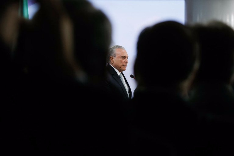 Os minutos iniciais e os derradeiros do áudio indicam que não houve cortes no diálogo