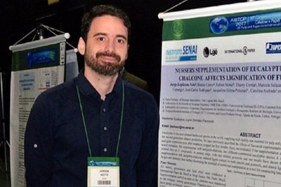 Trabalho de pesquisador do ISI Biomassa é destaque em Congresso Nacional de Celulose