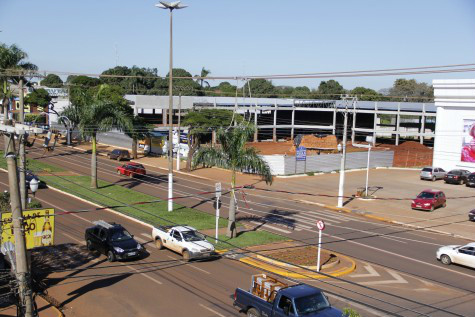Várias galerias e prédios estão em construção nas principais ruas de Dourados para a ampliação do comércio – Chico Leite