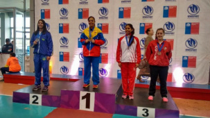 Karateca de Projeto da Prefeitura conquista medalha de Prata no Chile