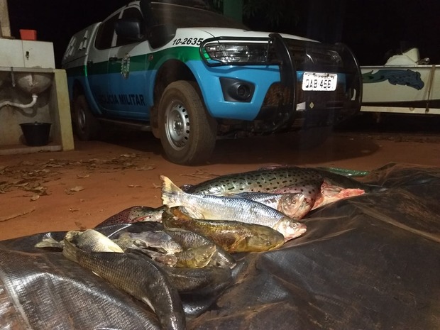 Homem é multado em R$ 7 mil por pesca irregular Homem é multado em R$ 7 mil por pesca irregular