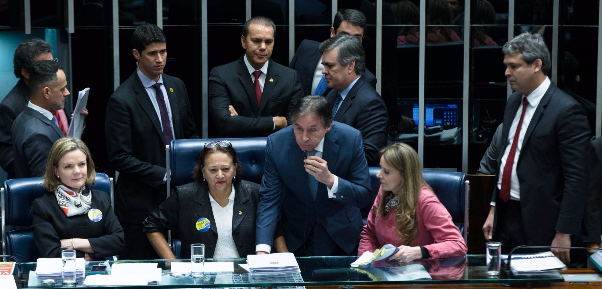 Um Governo contra as cordas celebra a aprovação da reforma trabalhista Reforma trabalhista é aprovada no Senado. FOTOS PÚBLICAS