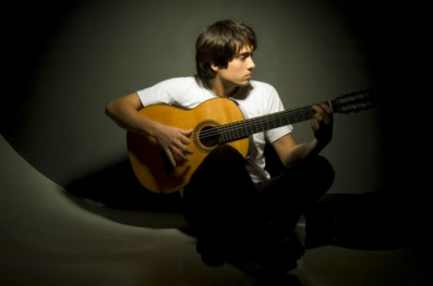 Foto:Músico Marcelo Loureiro é uma das atrações do Som do Coreto