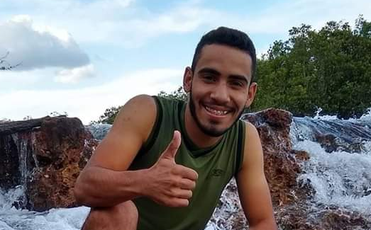 Rapaz morre ao sofrer queda de motocicleta enquanto fazia trilha Arquivo pessoal