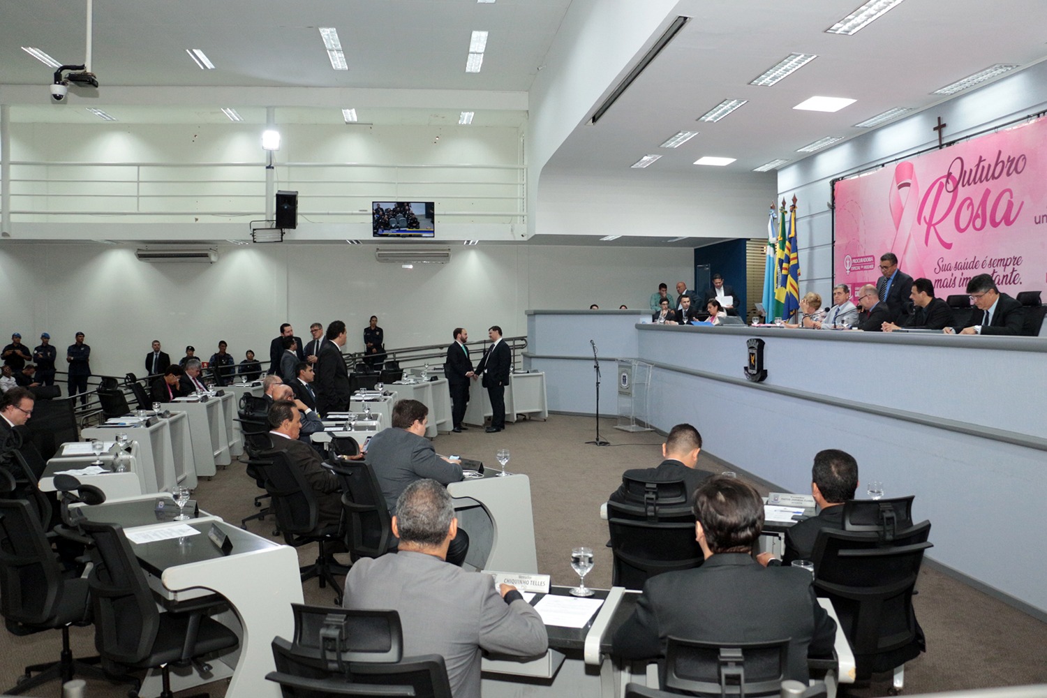 Vereadores analisam cinco projetos na sessão de terça-feira