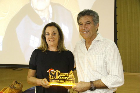 O prefeito Murilo e a primeira dama Cecília Zauith no lançamento do Dourados Brilha do ano passado, quando o município comemorava 80 anos – Assecom/Arquivo