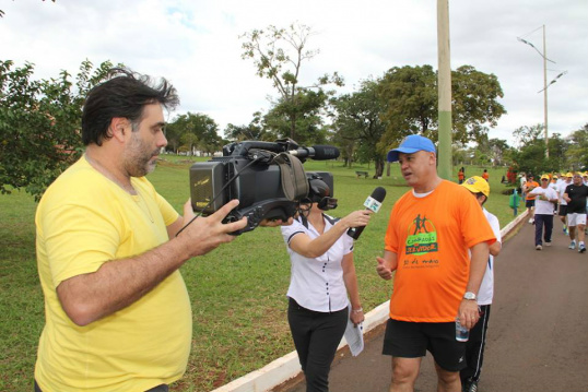 Caminhada do Servidor terá sorteio de prêmios e distribuição de mudas Carlos Alberto de Assis durante 2ª edição da Caminhada do Servidor que reuniu mais de 800 participantes no Parque das Nações Indígenas.