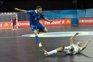 Nascido em Dourados, Alex Merlim assinou com o Sporting - Foto: Divulgação