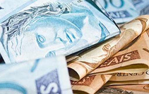 Arrecadação bate recorde com repatriação e atinge R$ 148 bilhões em outubro Arrecadação bate recorde com repatriação e atinge R$ 148 bilhões em outubro