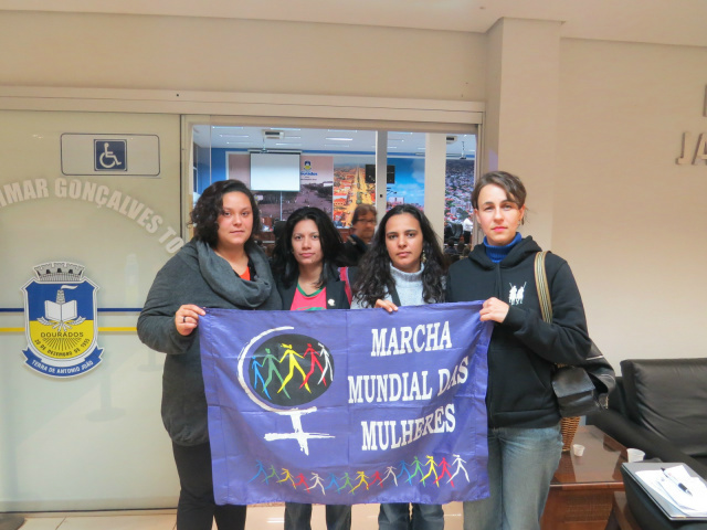 Representantes apoiaram vereadora com 