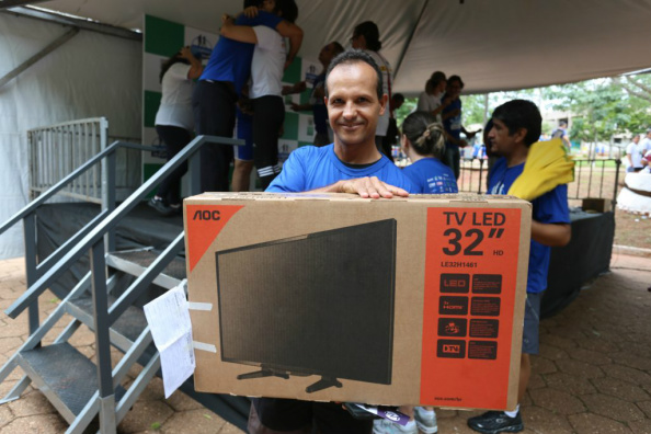 Com aula de zumba e sorteio de prêmios, 5º Caminhada do Servidor reuniu 500 participantes