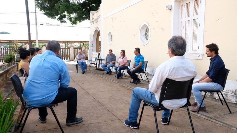 Prefeitura se reuniu com representantes dos comércios para buscar medidas de flexibilização