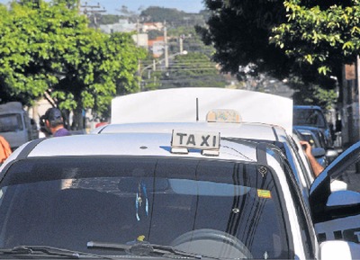 Serviço de táxi de Campo Grande será alvo de nova investigação, desta vez no Ministério Público - Foto: Valdenir Rezende/Correio do Estado
