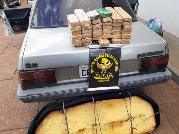 DOF apreende 30 kg de maconha na MS-156 DOF apreende 30 kg de maconha na MS-156