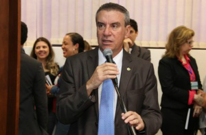 Corregedoria começa a ouvir amanhã deputados sobre "dica de fraude" Paulo Corrêa vai prestar depoimento amanhã na Corregedoria (Foto: Assessoria/ALMS)