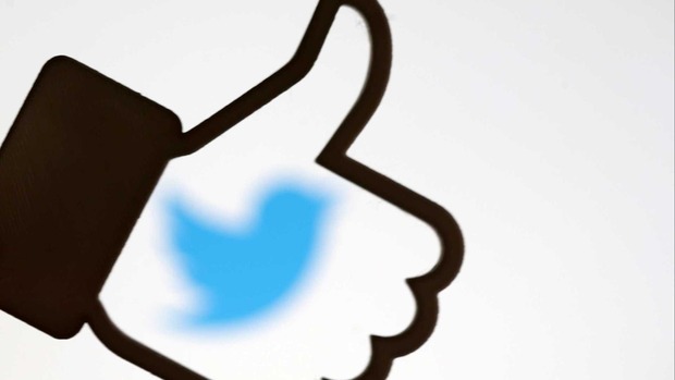 5 em cada 7 tweets a favor de Bolsonaro foram feitos por robôs