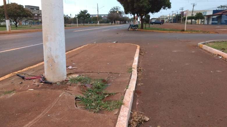Motociclista morre ao bater em poste em rua de Dourados Osvaldo Duarte/Dourados News