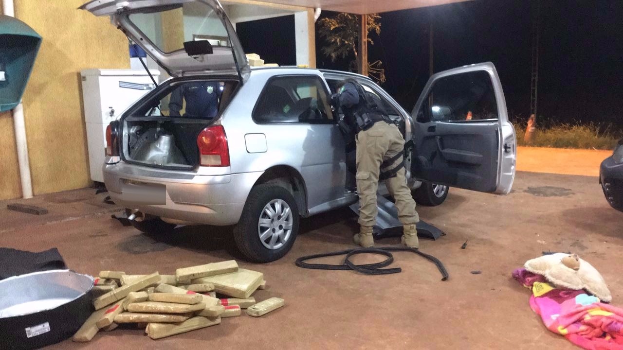 Polícia flagra maconha que seria levada o estado de São Paulo