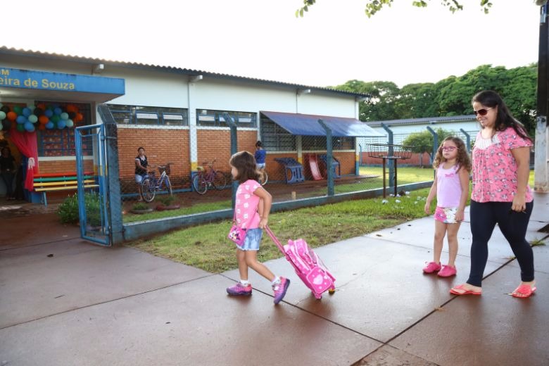 Pré-matrícula tem início nesta segunda-feira em Dourados Foto: A. Frota