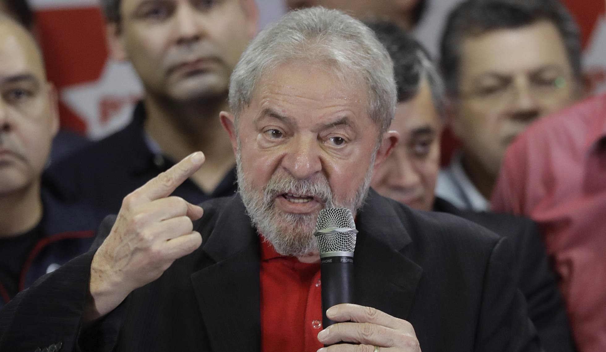 O presidente Lula no primeiro discurso após sentença do juiz Sérgio Moro ANDRE PENNER - AP