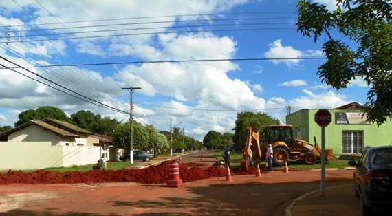 Mais 42.8km de rede de esgoto está sendo executada