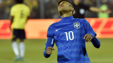 Neymar lamenta chance perdida Foto: NELSON ALMEIDA / AFP