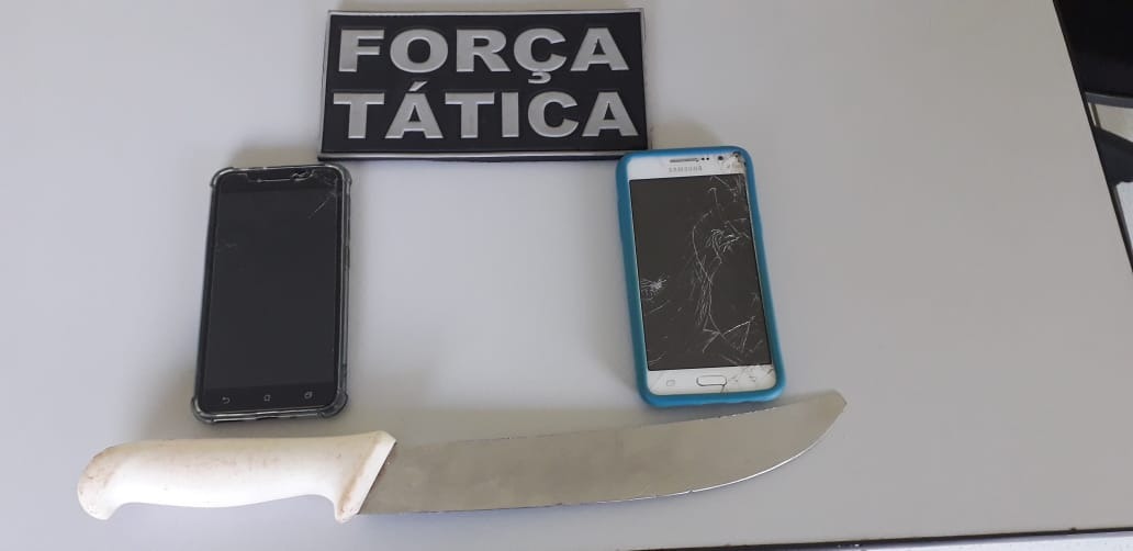 PM apreende trio de adolescentes que roubava celulares em bicicletas e com facão Divulgação