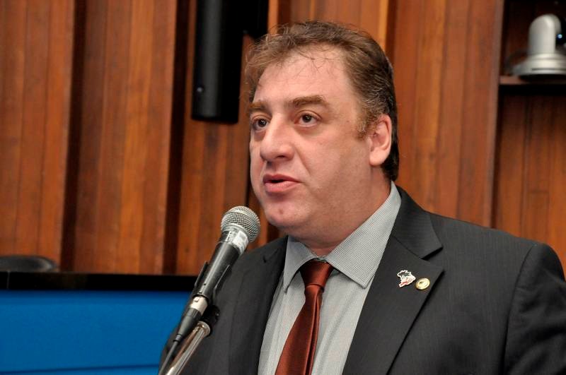 Neno Razuk propõe Comissão para dialogar com Executivo e evitar fechamento de escolas Divulgação