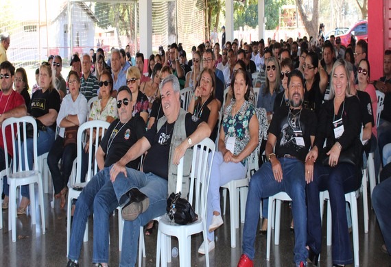 Após quase 40 dias de acampamento frente a governadoria, policiais civis deixam o local Após quase 40 dias de acampamento frente a governadoria, policiais civis deixam o local