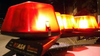 Grávida é atingida por engano por homem que atirou em travestis