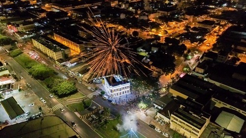 Morada dos Baís recebe iluminação especial para as festividades do natal Foto: Mário Abdo