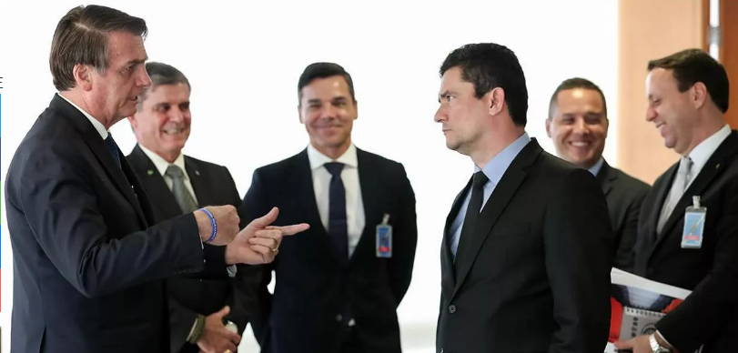 Em diálogo com Moro, Bolsonaro diz que ele não pode destruir mensagens Brasil 247
