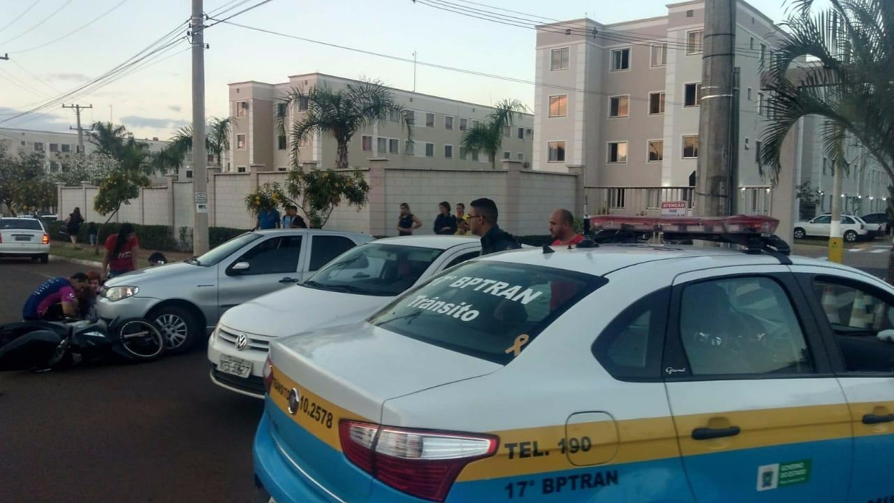 Moradores organizam protesto devido ao crescente número de acidentes em entrada de condomínios Divulgação
